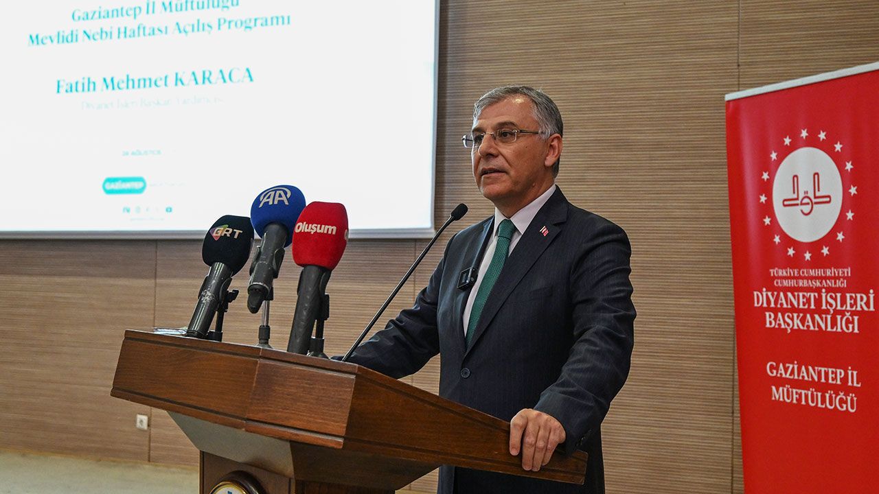 Fatih Mehmet Karaca: Peygamber Efendimiz Rol Modelimiz Olmalı